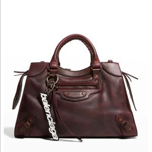 🚨Balenciaga NEO CLASSIC LARGE TOP HANDLE BAG🚨